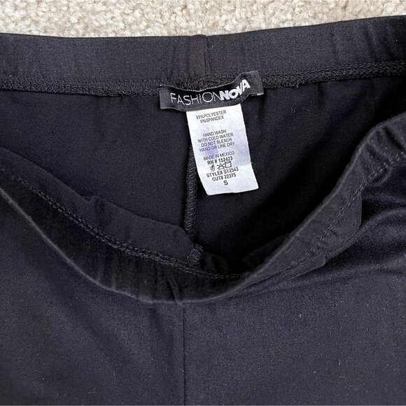 Fashion Nova Black Biker Shorts - Size Small - Picture 2 of 2